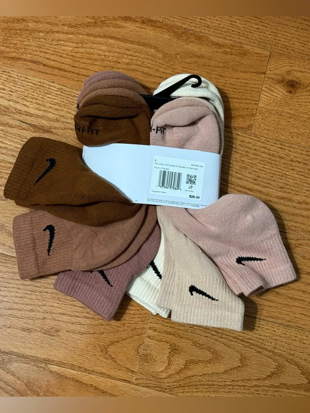 Nike Everyday Plus Cushioned 6-Pack Quarter Training Socks - Size Large